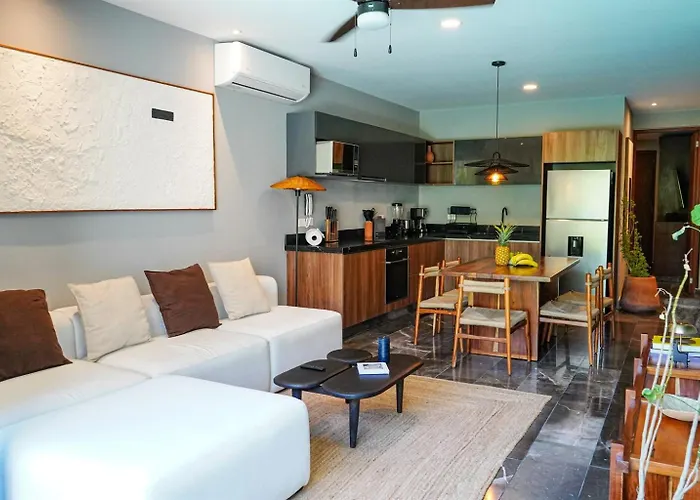 Paramar Noir Swim-up Aldea Zama